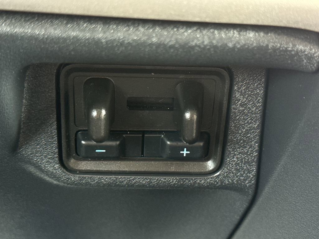 Certified 2025 Ford Expedition Max Active RWD image 23