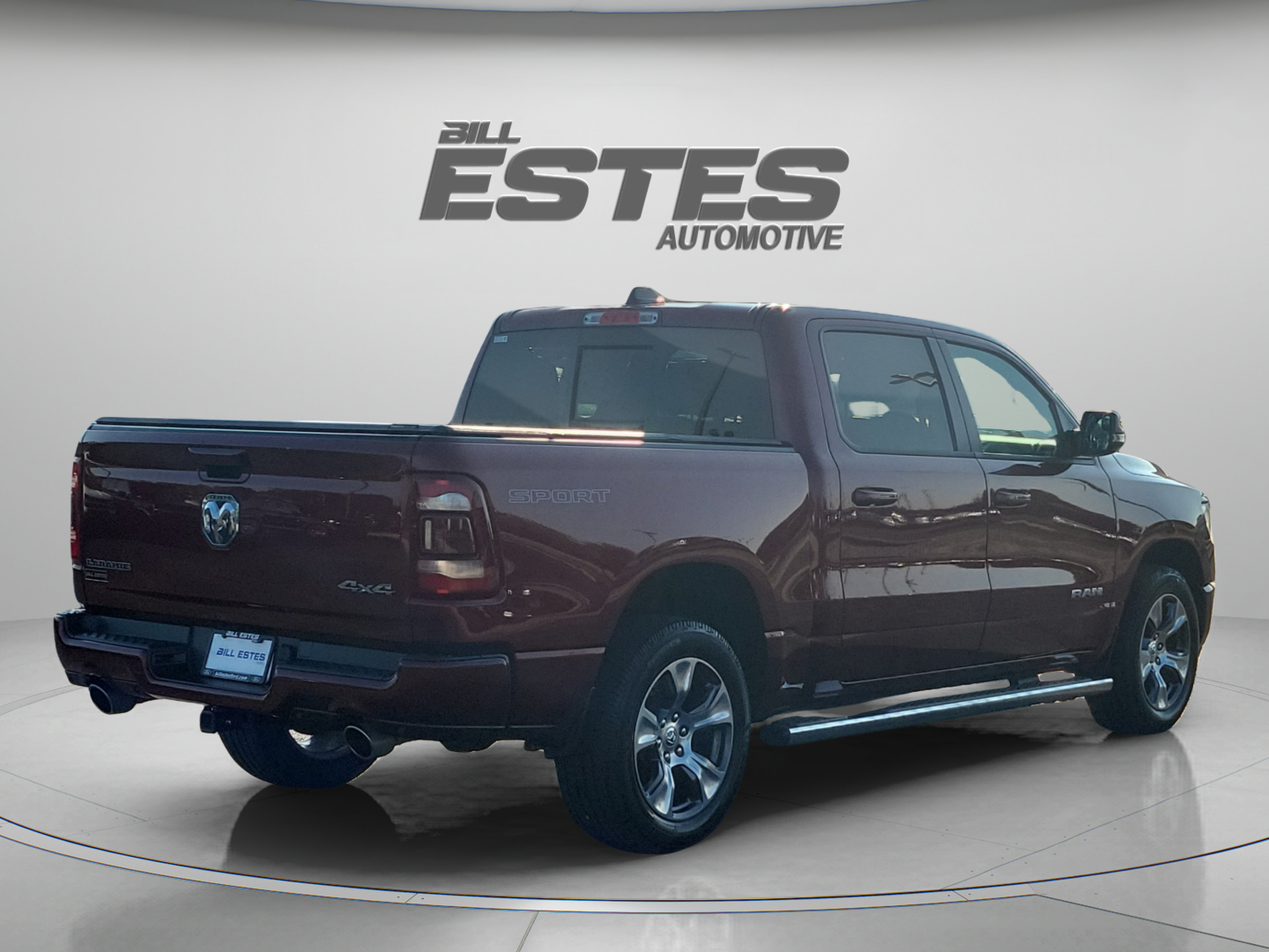 Used 2023 RAM 1500 Laramie AWD/4WD image 4