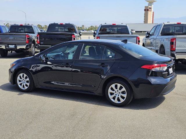 Used 2024 Toyota Corolla LE FWD image 5