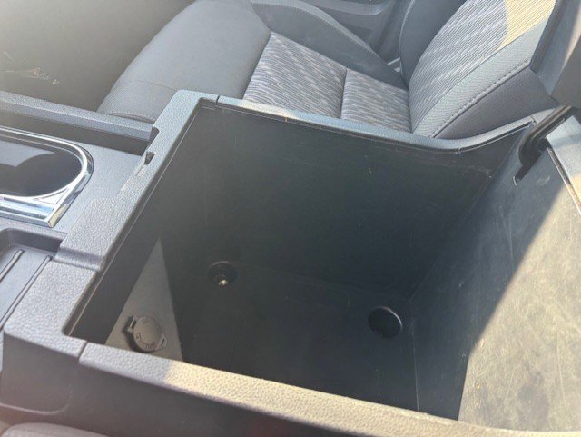 Used 2018 Toyota Tundra SR5 w/ SR5 Upgrade Package AWD/4WD image 24