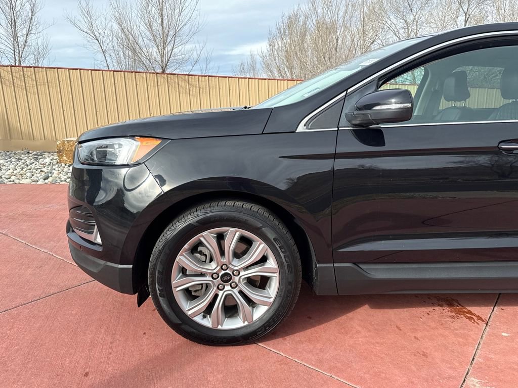 Certified 2024 Ford Edge Titanium AWD/4WD image 34