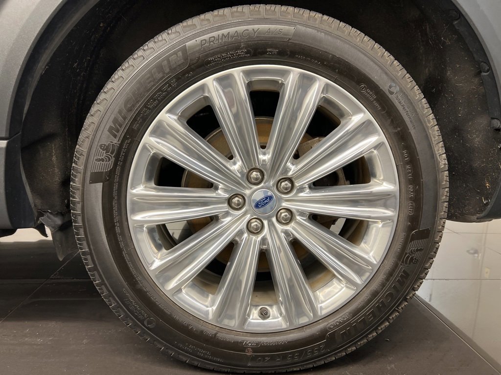 Certified 2023 Ford Explorer Limited w/ Hybrid Equipment Group 310A image 6