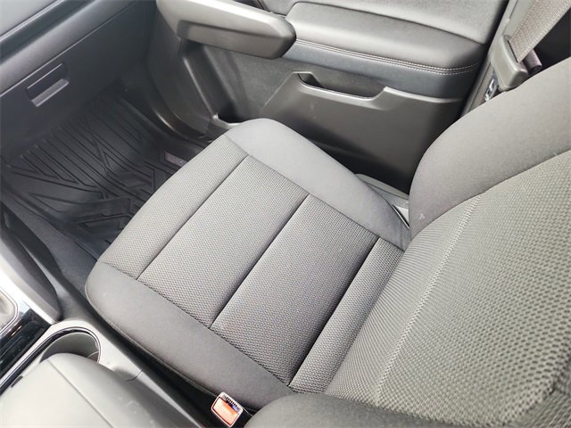 Used 2024 Chevrolet Colorado LT w/ LT Convenience Package image 11