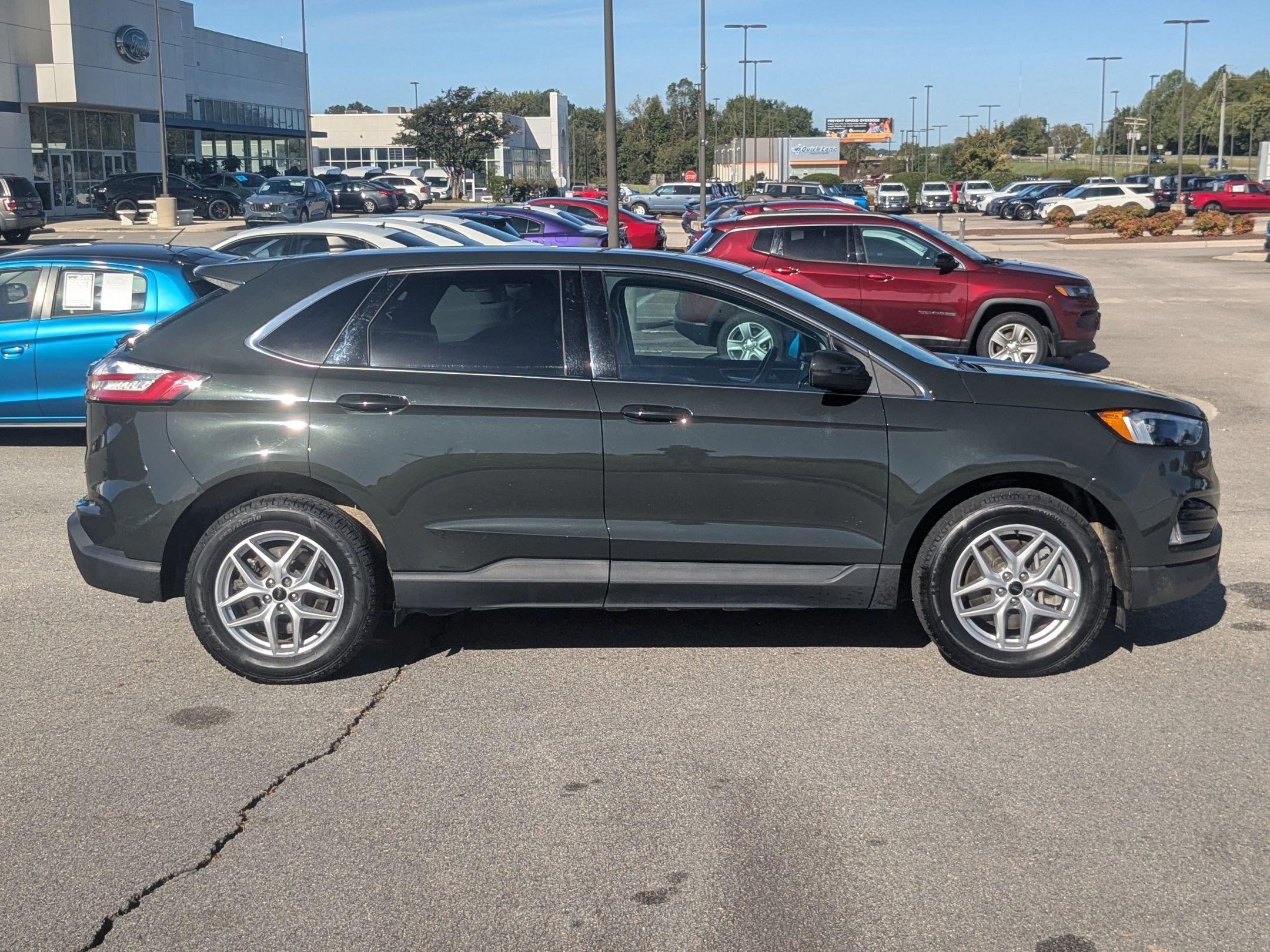 Certified 2023 Ford Edge SEL w/ Convenience Package image 6