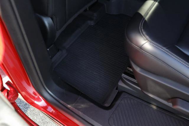 Certified 2021 Ford Explorer XLT w/ Equipment Group 202A image 29