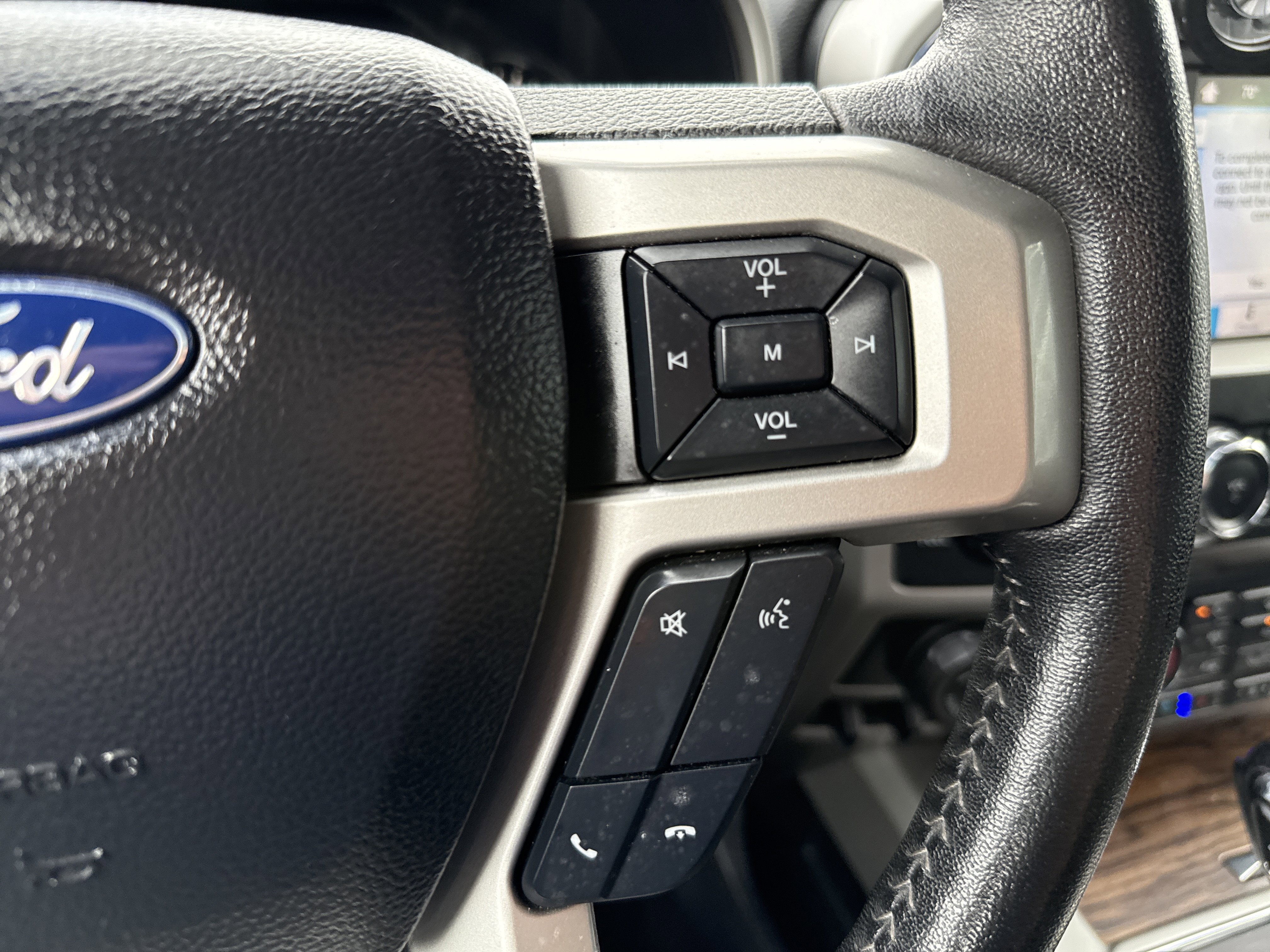 Certified 2019 Ford F150 Lariat AWD/4WD image 18