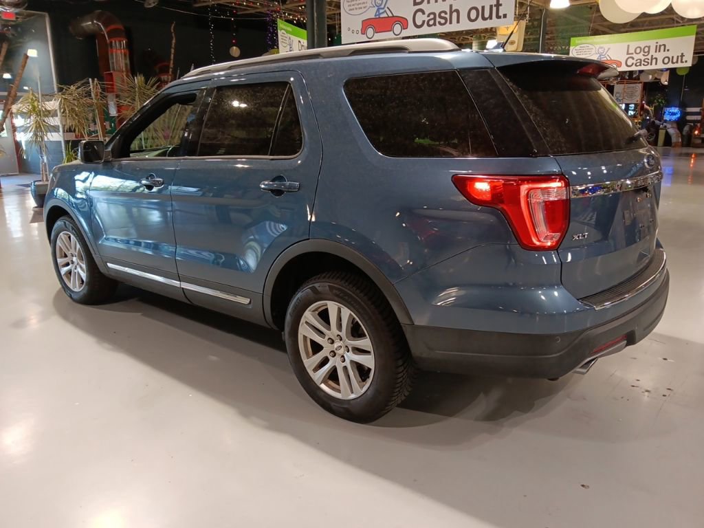 Certified 2018 Ford Explorer XLT w/ Equipment Group 201A image 8