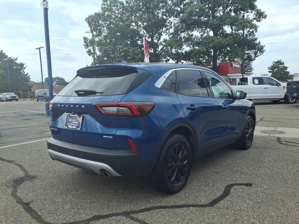 Certified 2023 Ford Escape Active w/ Tech Pack #2 AWD/4WD image 6