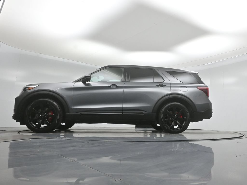 Certified 2021 Ford Explorer ST w/ Equipment Group 401A AWD/4WD image 8