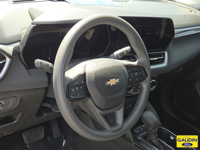 Used 2025 Chevrolet TrailBlazer LT AWD/4WD image 15