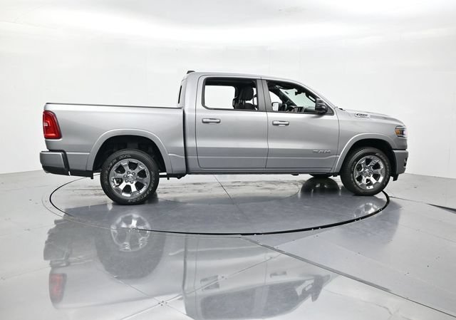 Used 2025 RAM 1500 Big Horn AWD/4WD image 2