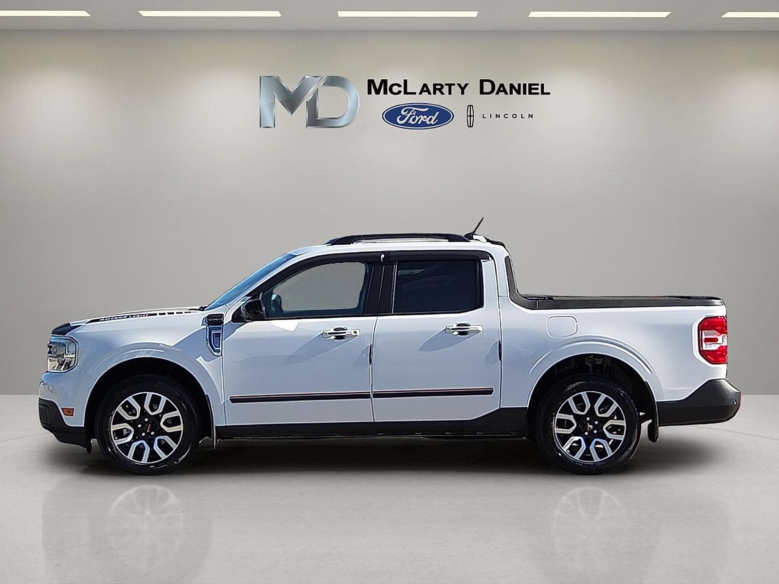 Certified 2024 Ford Maverick Lariat AWD/4WD image 3