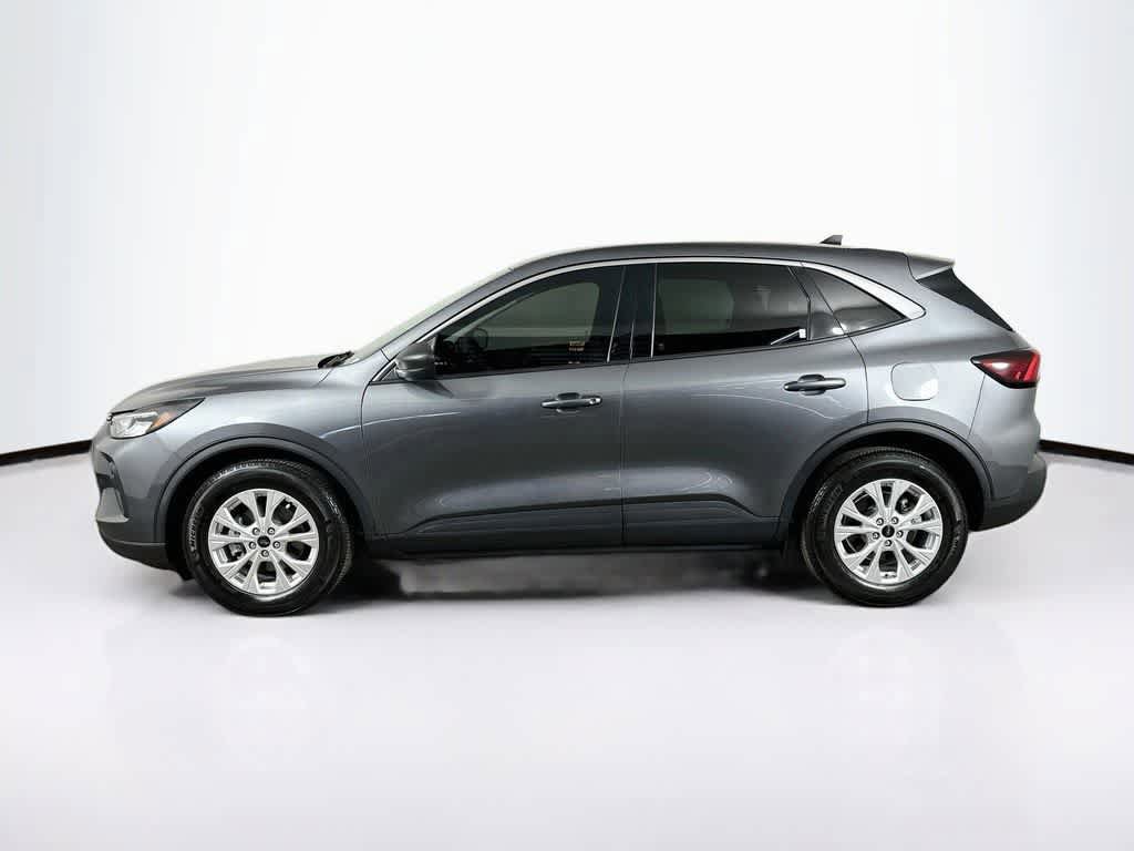Certified 2023 Ford Escape Active FWD image 2