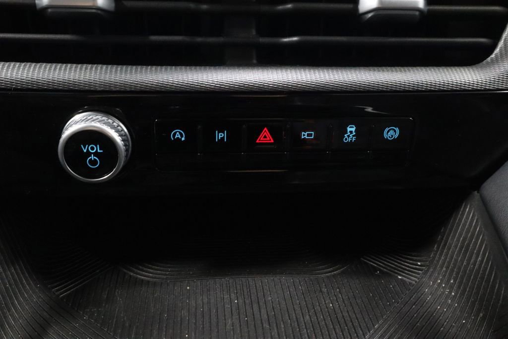 Certified 2025 Ford Explorer ST-Line w/ ST-Line Street Pack image 29