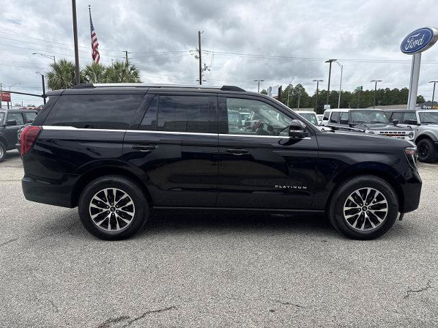 Certified 2025 Ford Expedition Platinum AWD/4WD image 17
