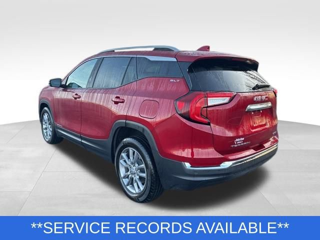 Used 2024 GMC Terrain SLT w/ LPO, Cargo Package AWD/4WD image 4