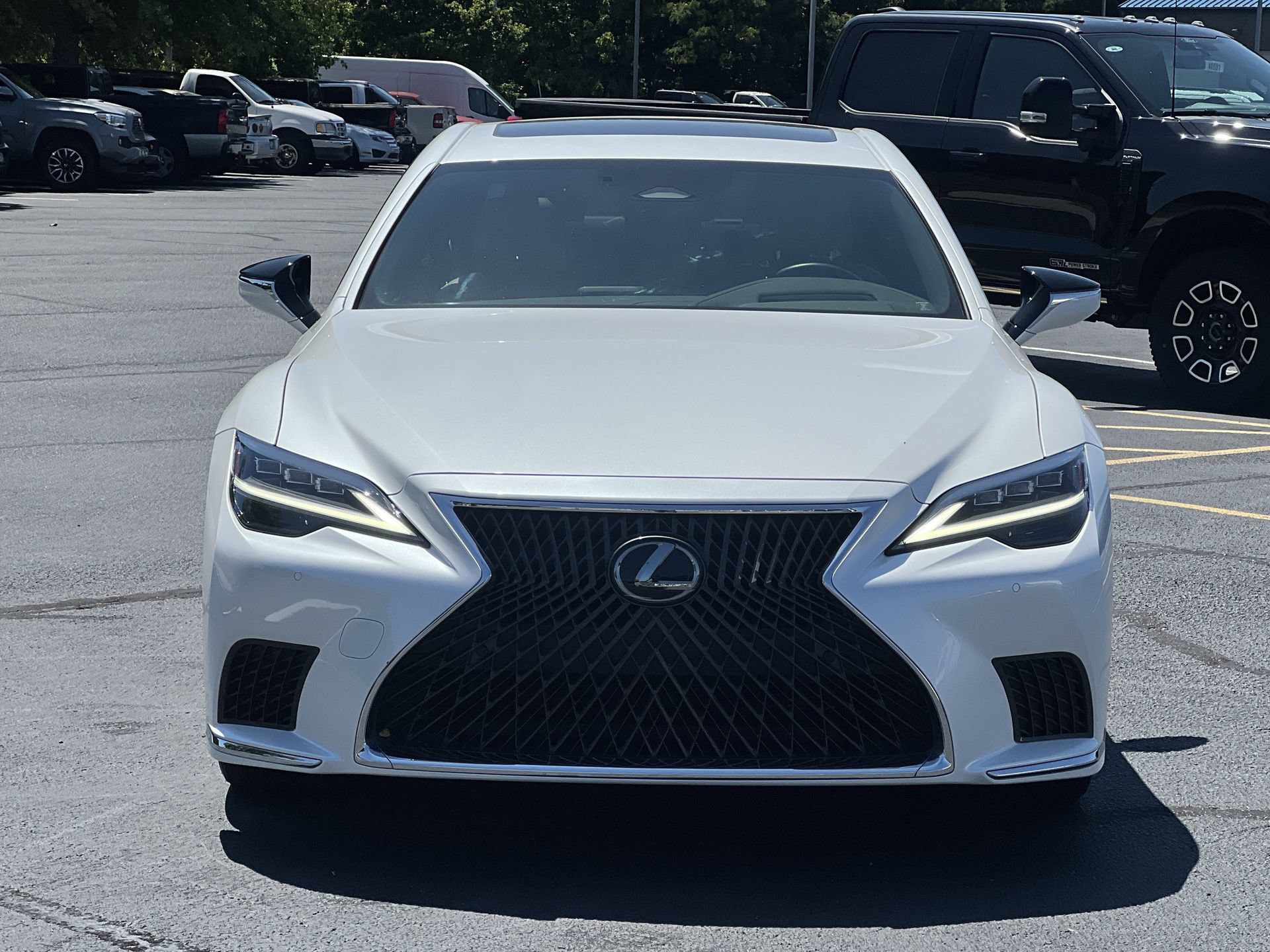 Used 2024 Lexus LS 500 RWD image 30