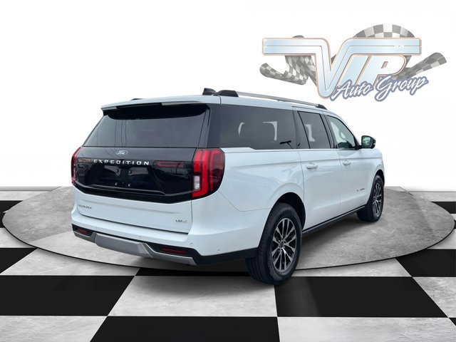 Certified 2025 Ford Expedition Max Platinum image 5