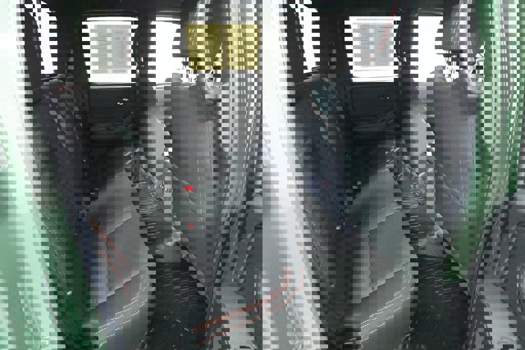 Used 2025 Nissan Frontier PRO-4X w/ Pro Convenience Package image 29