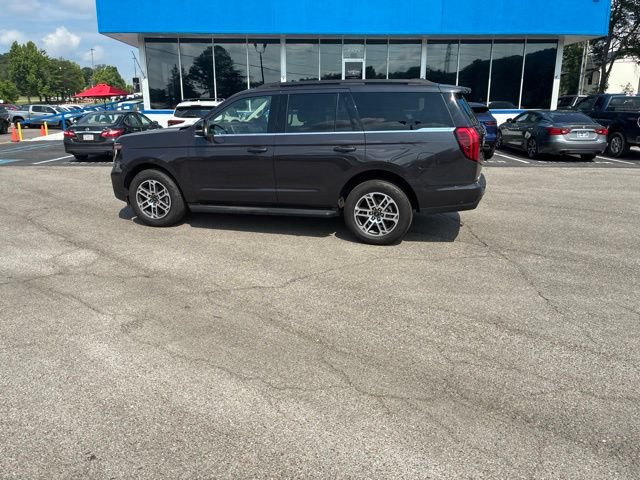 Certified 2025 Ford Expedition Active AWD/4WD image 27