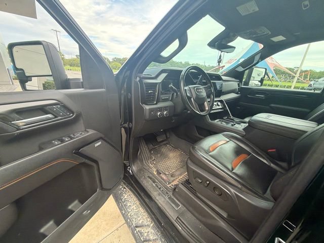 Used 2024 GMC Sierra 2500 AT4 w/ AT4 Premium Plus Package AWD/4WD image 17