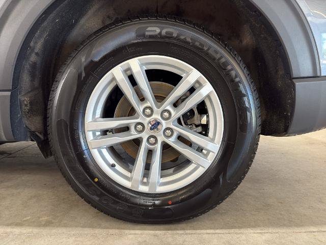 Certified 2023 Ford Explorer XLT w/ Class IV Trailer Tow Package AWD/4WD image 8