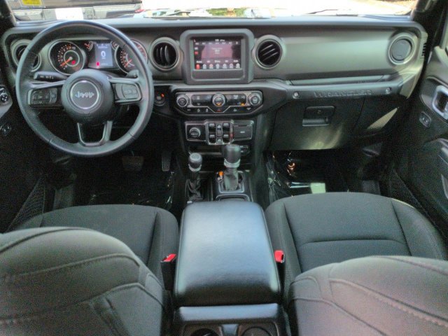 Used 2022 Jeep Wrangler Unlimited Sport AWD/4WD image 14