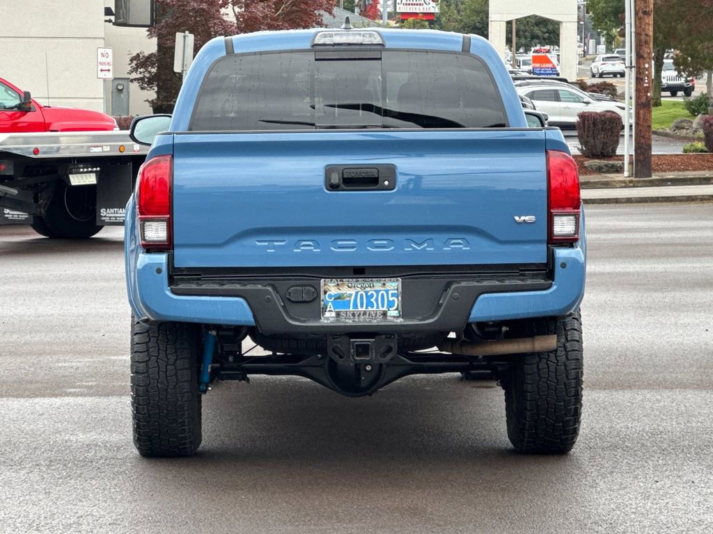 Used 2019 Toyota Tacoma 4x4 Double Cab image 4