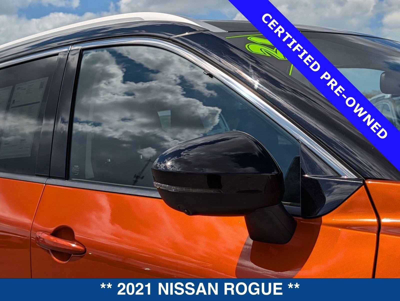 Used 2021 Nissan Rogue Platinum image 11