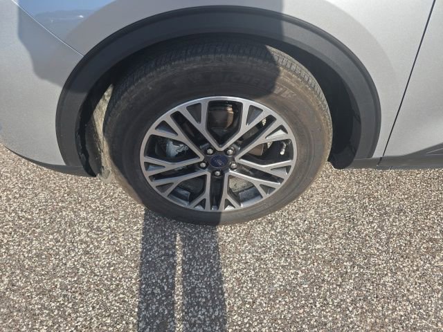 Certified 2020 Ford Escape SEL FWD image 6