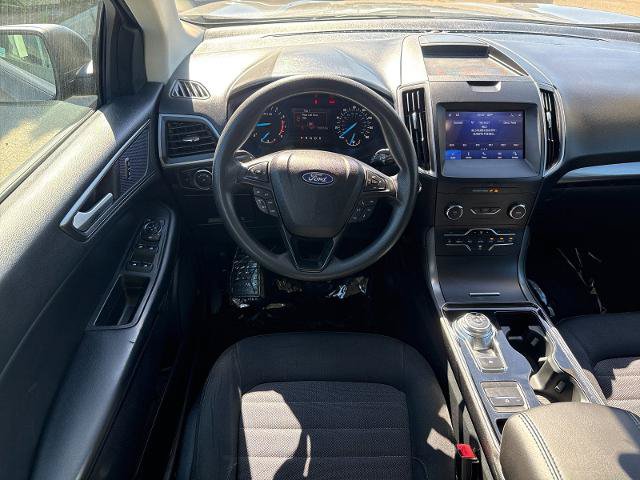 Certified 2020 Ford Edge SE FWD image 13