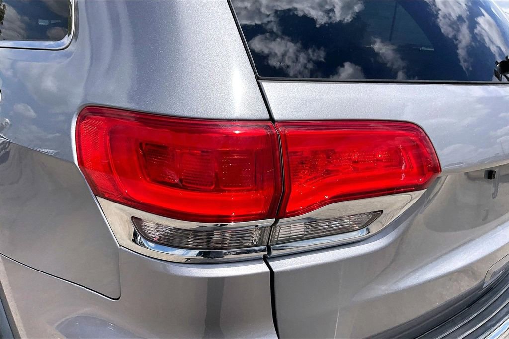 Used 2018 Jeep Grand Cherokee Limited RWD image 20
