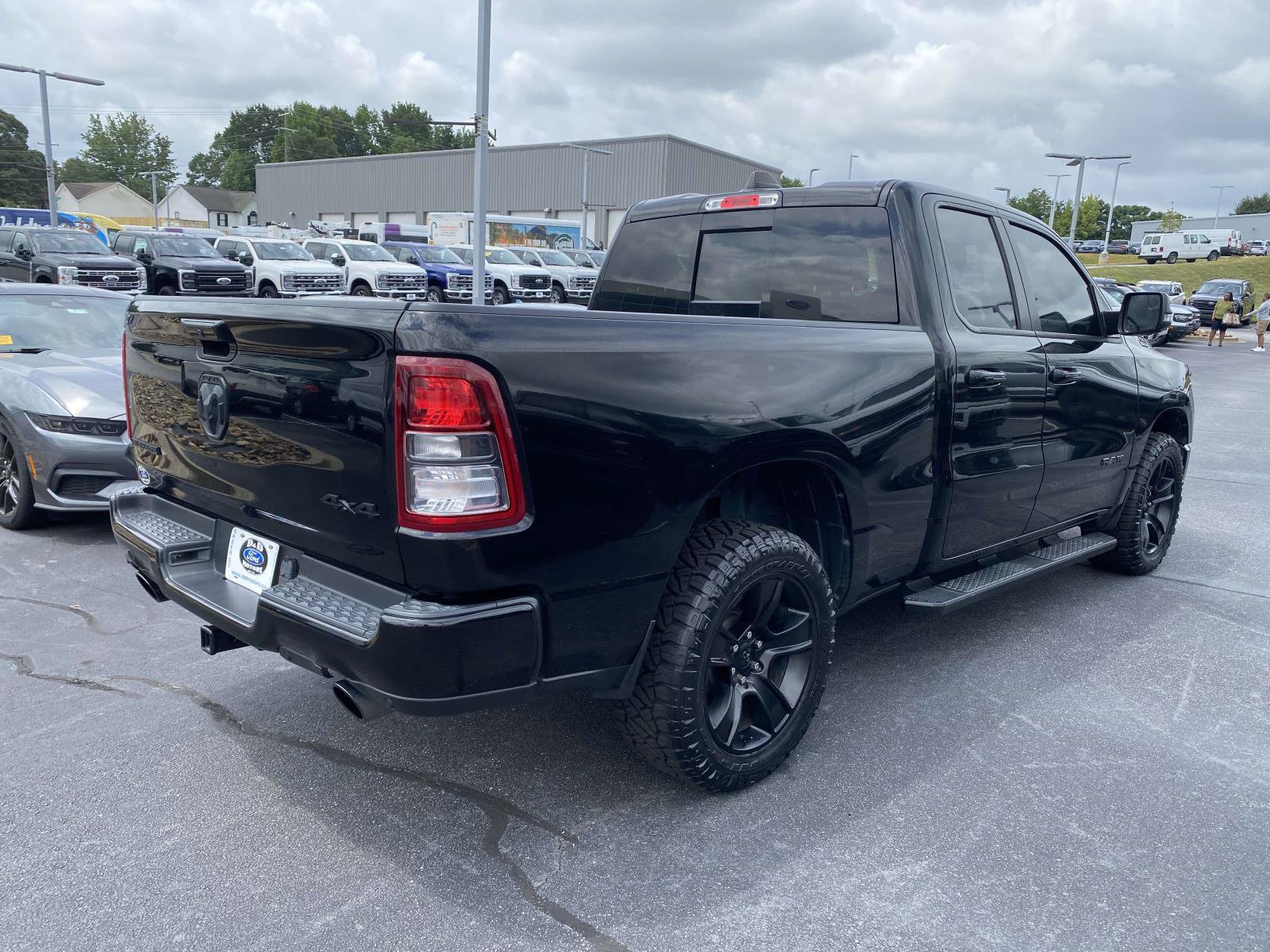 Used 2023 RAM 1500 Big Horn AWD/4WD image 7