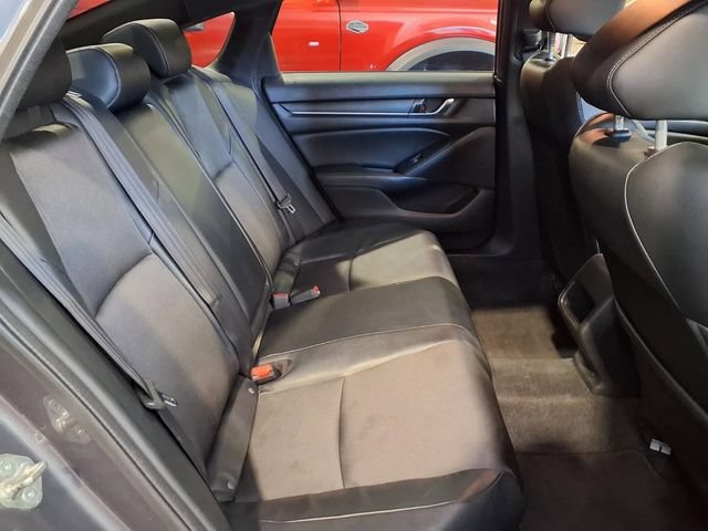 Used 2018 Honda Accord Sport image 27
