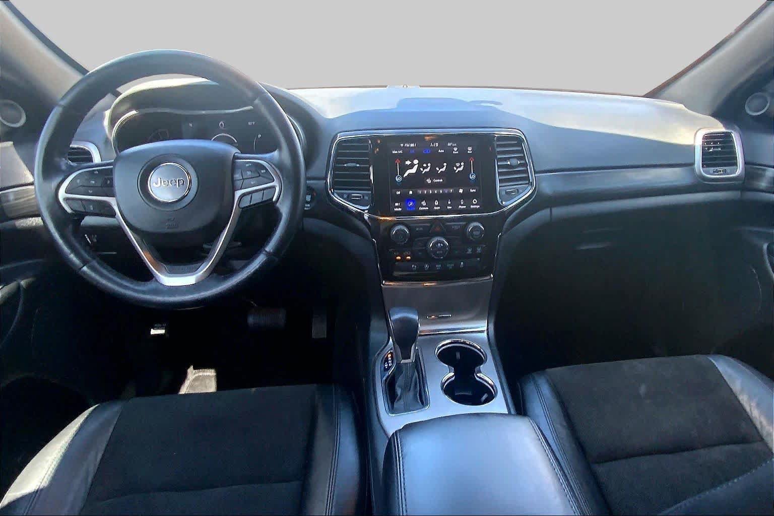 Used 2022 Jeep Grand Cherokee Laredo X RWD image 16