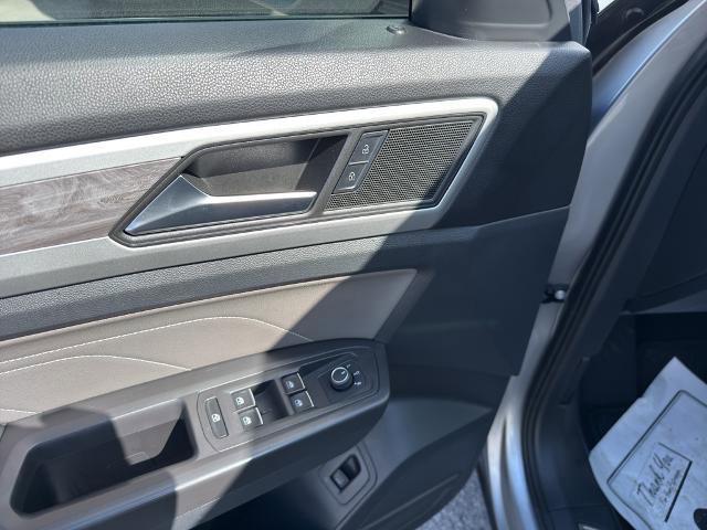 Used 2023 Volkswagen Atlas Cross Sport SE image 22