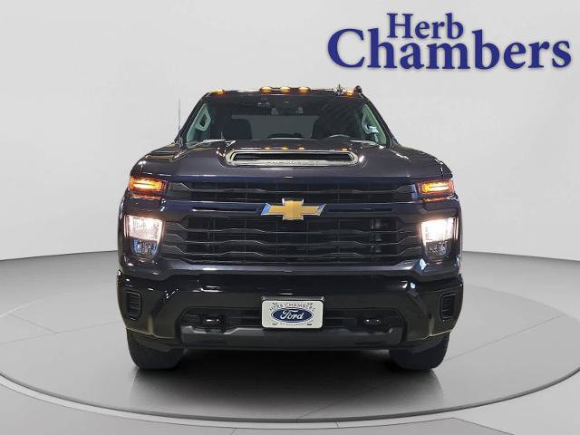 Used 2024 Chevrolet Silverado 2500 Custom w/ Custom Value Package AWD/4WD image 2