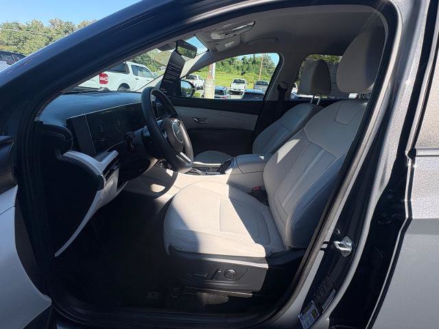 Used 2025 Hyundai Tucson SEL FWD image 11