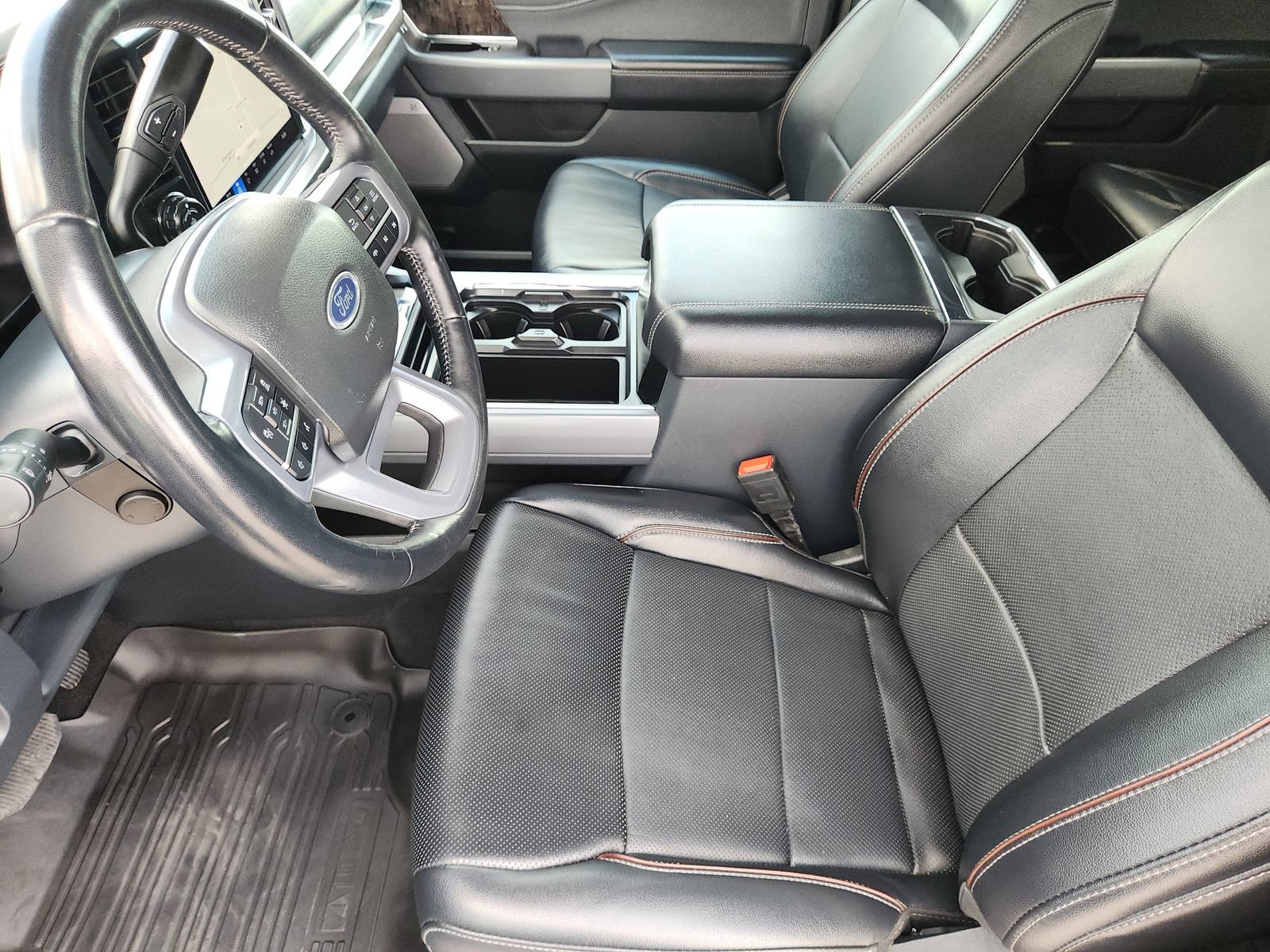 Certified 2024 Ford F350 Lariat w/ Lariat Ultimate Package AWD/4WD image 16