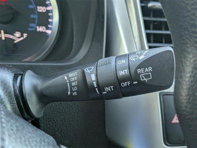 Used 2017 Toyota Highlander LE image 29