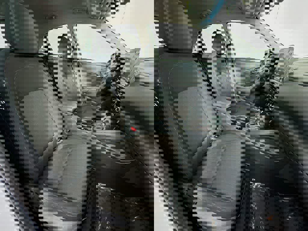 Used 2022 Hyundai Kona SEL w/ Cargo Package image 17