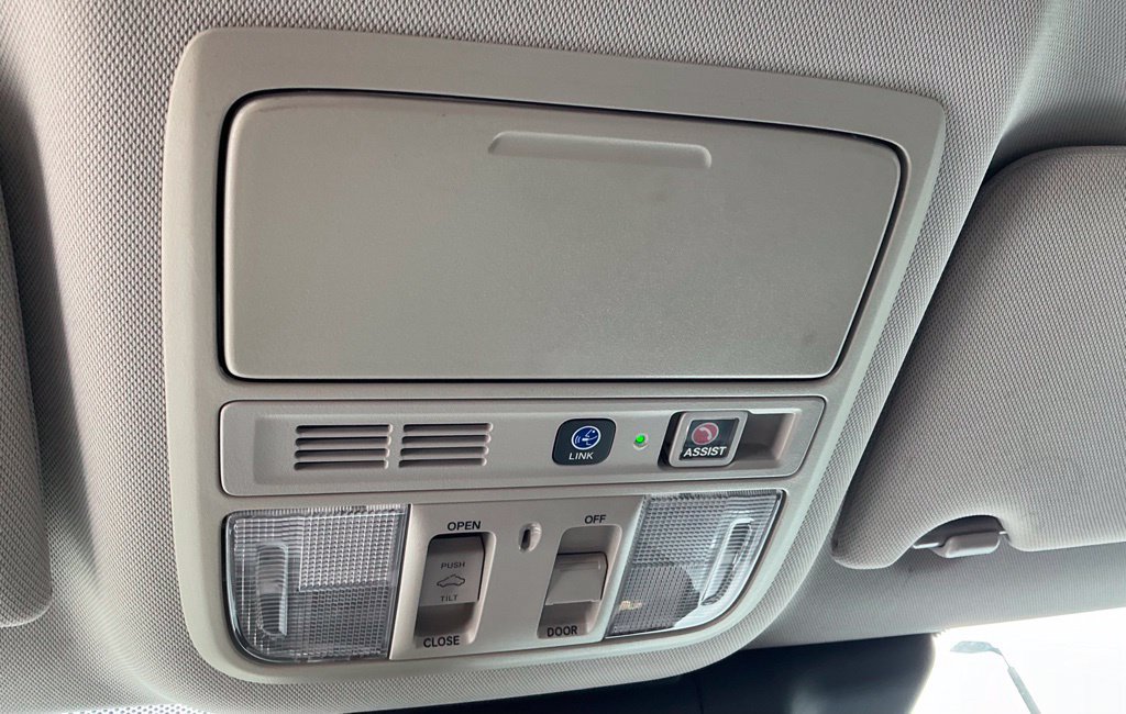 Used 2018 Honda Accord Touring image 38