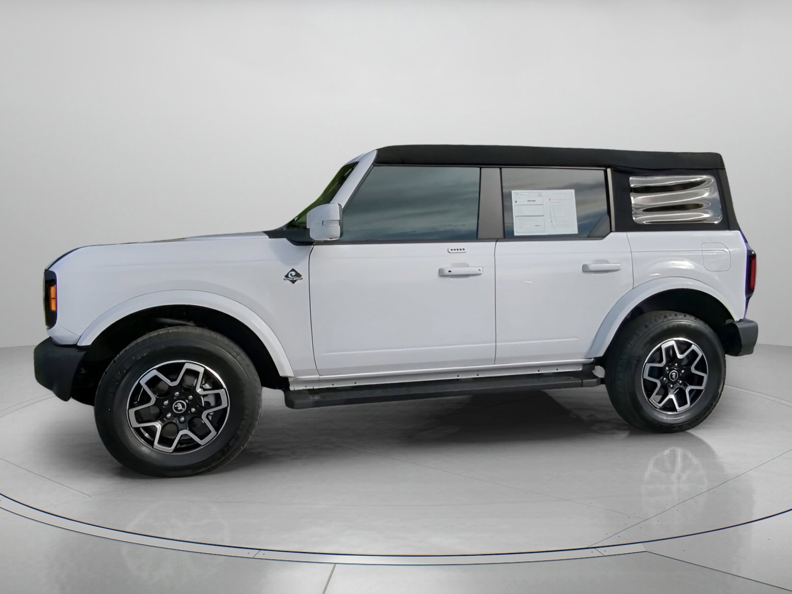 Certified 2023 Ford Bronco Outer Banks image 8