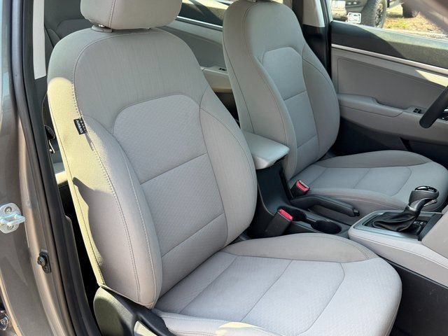 Used 2019 Hyundai Elantra SE w/ Cargo Package FWD image 34