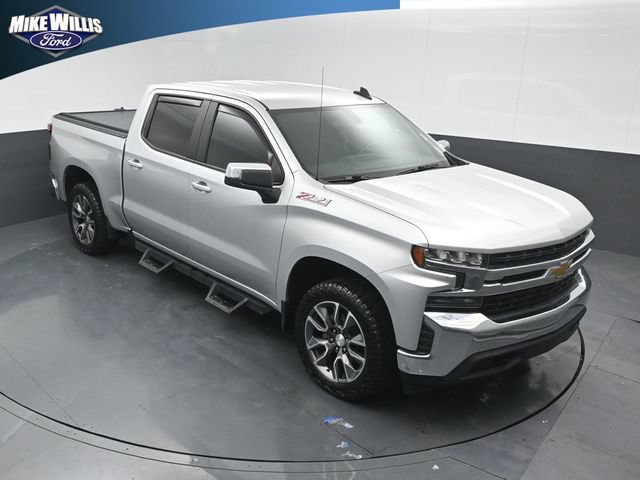 Used 2020 Chevrolet Silverado 1500 LT w/ Texas Edition AWD/4WD image 9