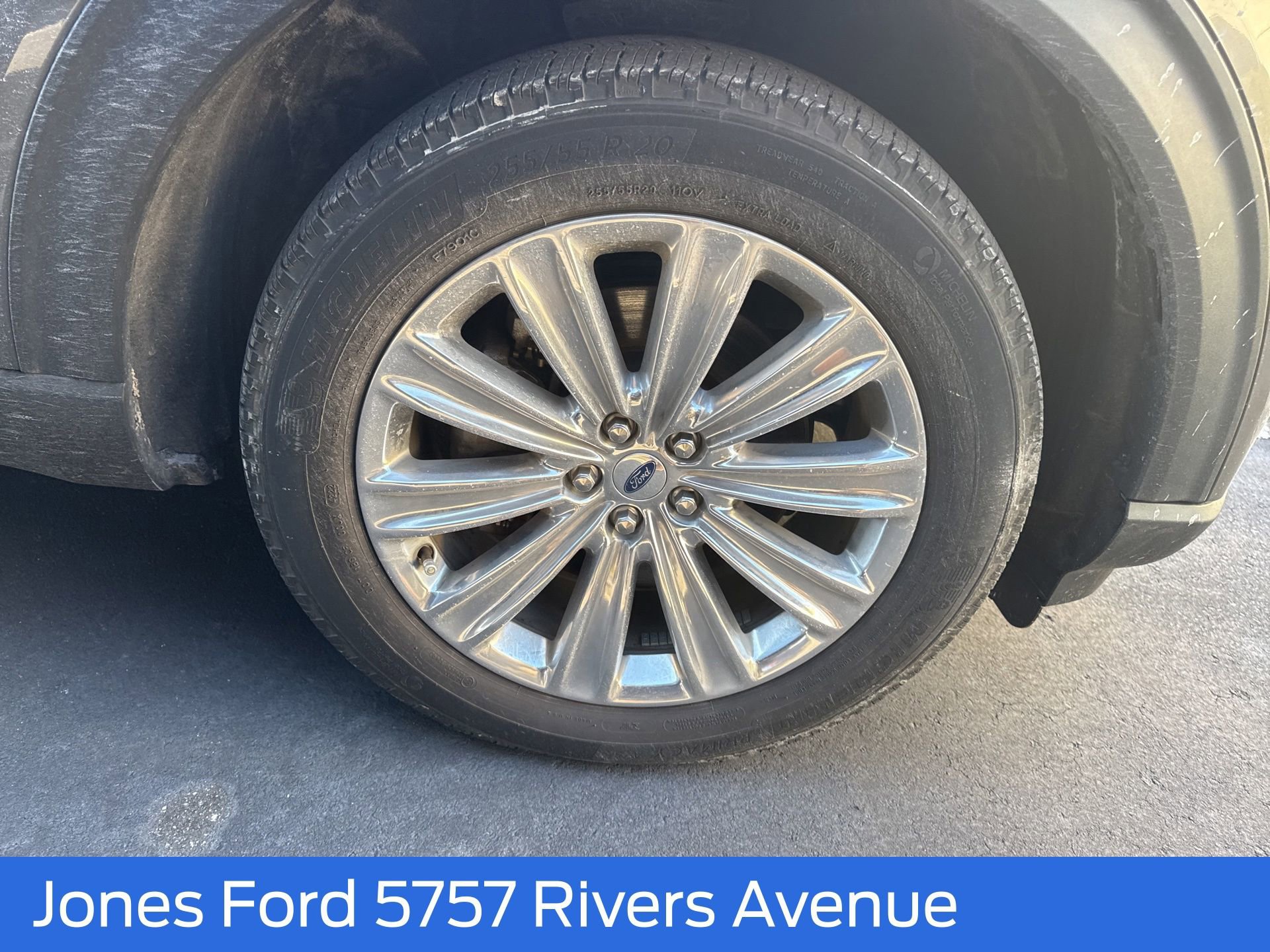 Certified 2023 Ford Explorer Limited w/ Hybrid Equipment Group 310A image 3