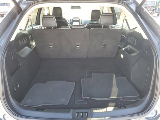 Certified 2024 Ford Edge Titanium image 8