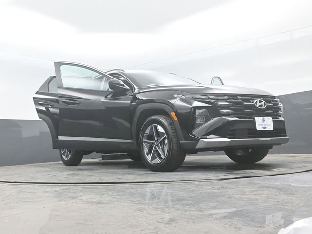 Used 2025 Hyundai Tucson SEL AWD/4WD image 29