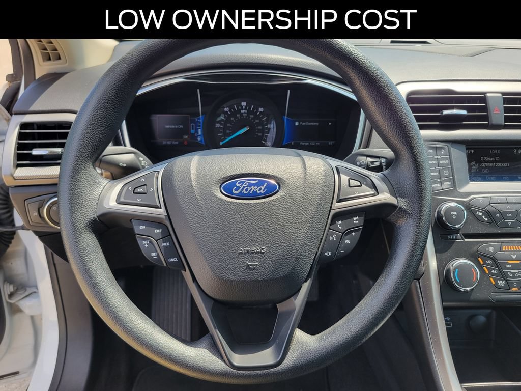 Certified 2017 Ford Fusion SE FWD image 19