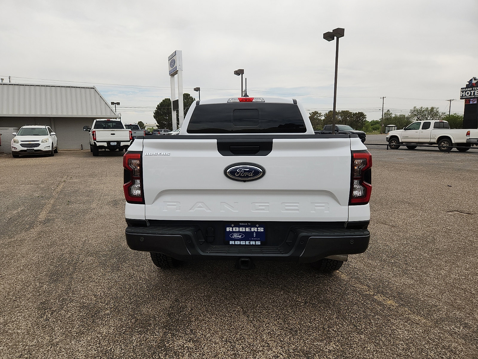 Certified 2025 Ford Ranger XLT w/ Trailer Tow Package RWD image 6